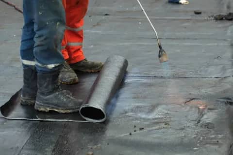 تصویر 1 از قیر مصنوعی + ماندگاری بالا و عمر طولانی